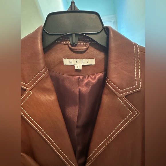 CAbi Brown Leather Jacket with Contrast Stitching Women’s Size 6 Six - Picture 3 of 7